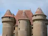 Castello di Sarzay - Casa signorile e le torri della fortezza medievale