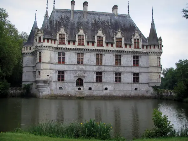 O castelo de Azay-le-Rideau - Guia de Turismo, férias & final de semana no Indre-e-Loire