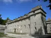 Castelo de Baume - Fachada do castelo; na cidade de Prinsuéjols