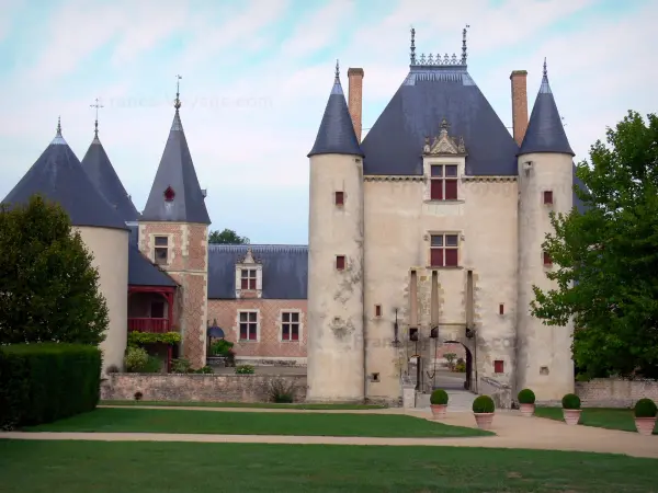 O castelo de Chamerolles - Guia de Turismo, férias & final de semana no Loiret