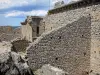 Castelo Peyrepertuse - Castelo Saint-Georges: restos do Castelo de San Jordi; nos Corbières