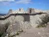 Castelo Peyrepertuse - Restos do antigo castelo