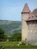 Castelo de Virieu - Fortaleza medieval e seus jardins franceses