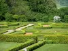 Castelo de Virieu - Arabescos de jardins franceses