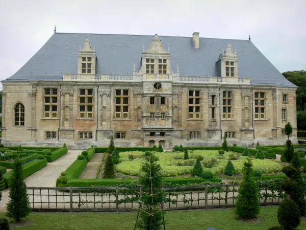 El castillo del Gran Jardín de Joinville - Guía turismo, vacaciones y fines de semana en Alto Marne