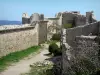 Castillo de Peyrepertuse - Restos del antiguo castillo
