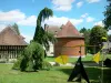 Castillo de Vascoeuil - Centro de Arte e Historia: parque de la escultura moderna, loft, longitud, y el castillo en el fondo