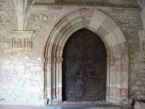 Cathédrale et cloître d'Elne - Portail de la cathédrale Sainte-Eulalie-et-Sainte-Julie