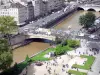 Cathédrale Notre-Dame de Paris - Vue sur les berges de la Seine depuis les hauteurs de la cathédrale