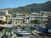 Centuri - Bateaux du petit port, quais et maisons du village (marine)