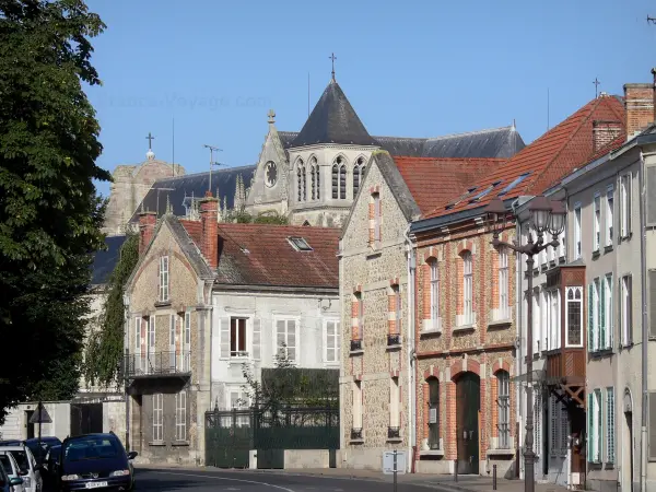 Châlons-en-Champagne - Guida turismo, vacanze e weekend nella Marna