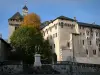 Chambéry - Château des ducs de Savoie (ancienne résidence des comtes et ducs de Savoie) abritant la préfecture et le conseil général de la Savoie