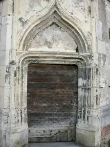 La Charité-sur-Loire - Door of the tower of the prior's lodge