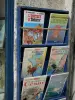 La Charité-sur-Loire - Voorkant van een bibliotheek versierd met cartoons