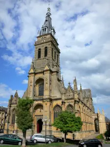 Charleville-Mézières - Basílica de Nuestra Señora de la Esperanza
