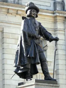 Charleville-Mézières - Estatua de Charles de Gonzague