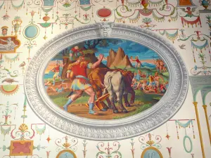 Château d'Ancy-le-Franc - Intérieur du palais Renaissance : détail de la galerie de Médée