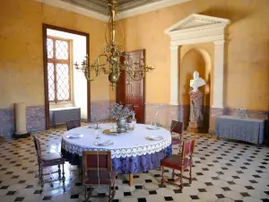 Château d'Ancy-le-Franc - Intérieur du palais Renaissance : salle à manger