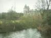Château de Blain - Château de la Groulais, canal de Nantes à Brest et arbres