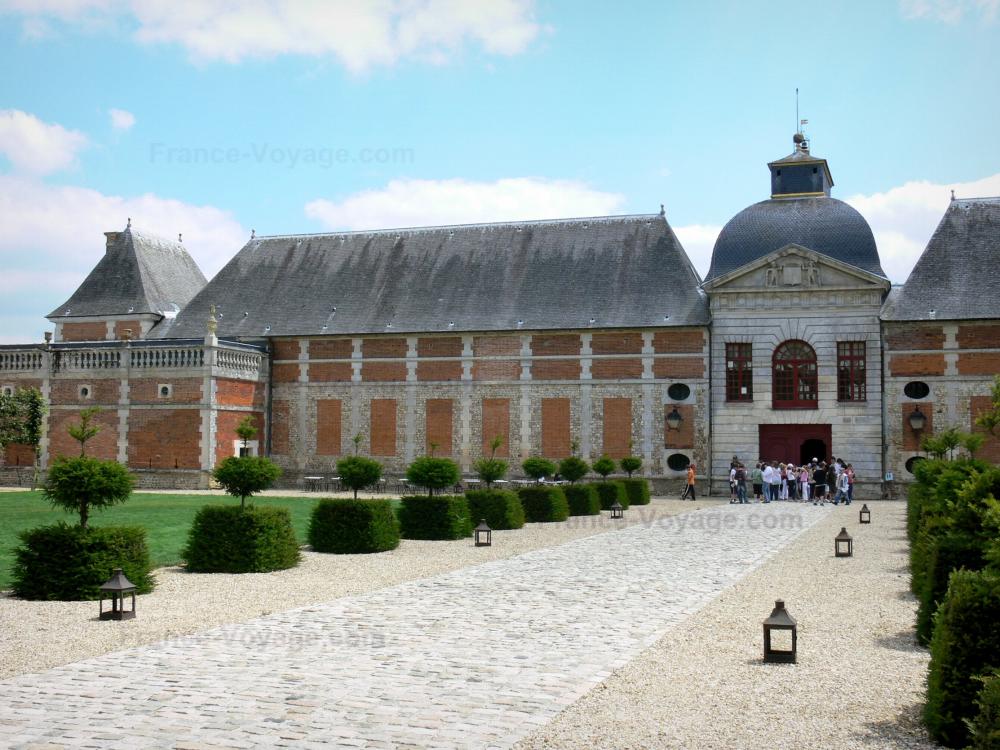 Photos Château du Champ de Bataille 10 images de qualité en haute définition