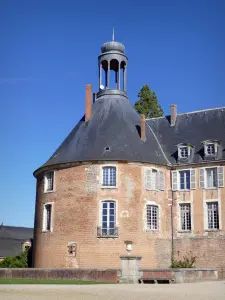 Château de Saint-Fargeau - Grosse tour du château