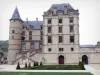 Château de Vizille - Domaine départemental de Vizille : façade du château et ses jardins