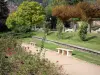 Chatel - Spa: parque termal com roseiras (rosas), bancos e árvores