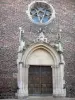 Châtillon-sur-Chalaronne - Rosace et portail de l'église Saint-André de style gothique flamboyant