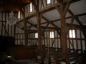 Chiese a graticcio - Interni in legno (travi) di Saint-Jacques e Saint-Philippe, nel villaggio di lenti