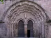 Collégiale du Dorat - Portail de la collégiale Saint-Pierre, en Basse-Marche