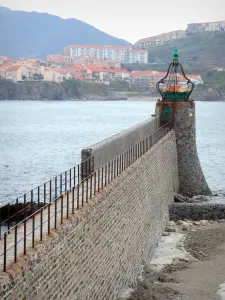 Collioure - Dam and lighthouse of Collioure