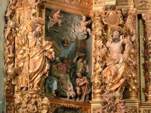 Collioure - Inside the Notre-Dame-des-Anges church: detail of the Baroque altarpiece of the main altar