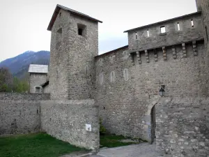 Colmars - Puerta y las paredes de Saboya