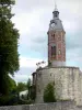 Crécy-la-Chapelle - Vallée du Grand Morin (vallée des peintres du Grand Morin) : beffroi dominant la rivière Grand Morin