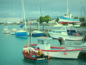 Le Croisic - Boats in the port