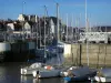 Deauville - Blumenküste: Segelboote des Jachthafens und Villen