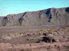 Departementale weg Route du Volcan - Landschap van de vulkaan weg