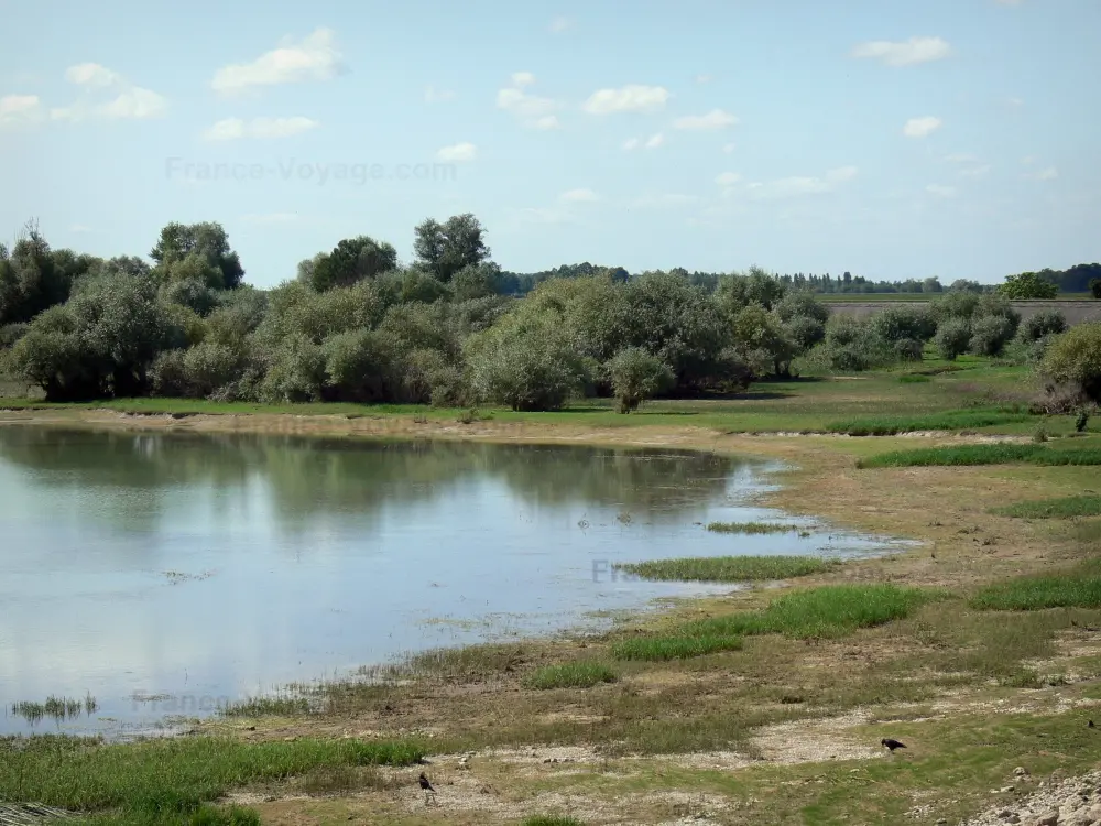 Photos The DerChantecoq lake Tourism & Holiday Guide