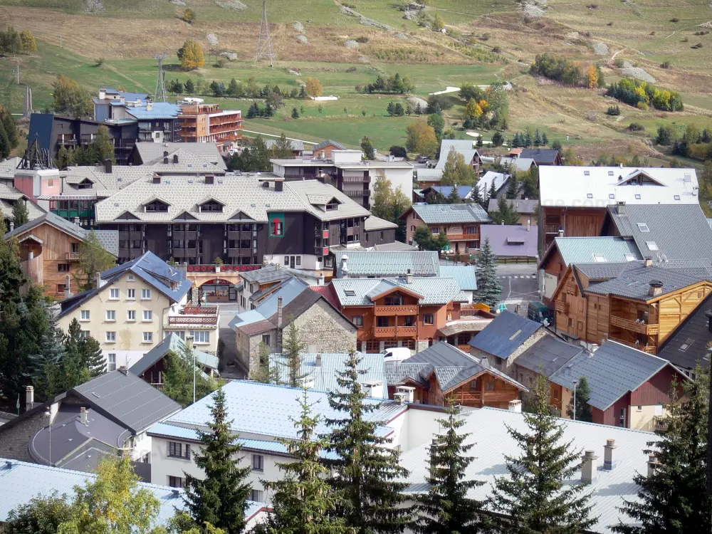 Les Deux Alpes - Vue sur les toits de la station de ski des 2 Alpes