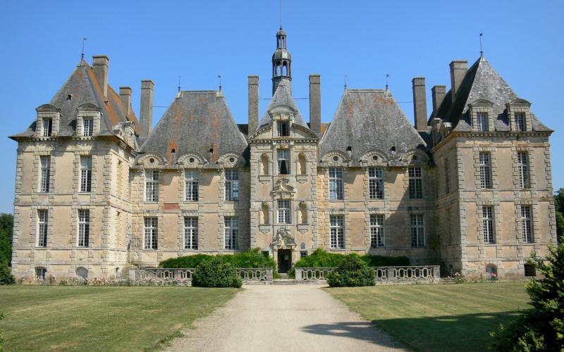 Château de SaintLoupsurThouet 5 images de qualité en haute définition