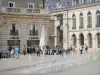 Dijon - Jets d'eau de la place de la Libération