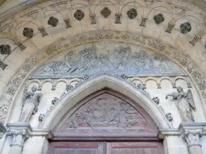 Dijon - Tympanum of the portal of the Saint-Bénigne cathedral