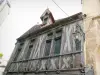 Dijon - Vieille façade à colombages de la maison Millière