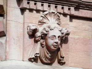 Dijon - Sculpture adorning the entrance to the Hôtel de Vogüé