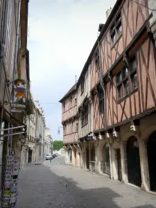 Dijon - Rue Verrerie und ihre alten Fachwerk- und Kraghäuser
