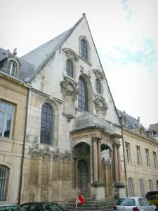 Dijon - Facade of the courthouse