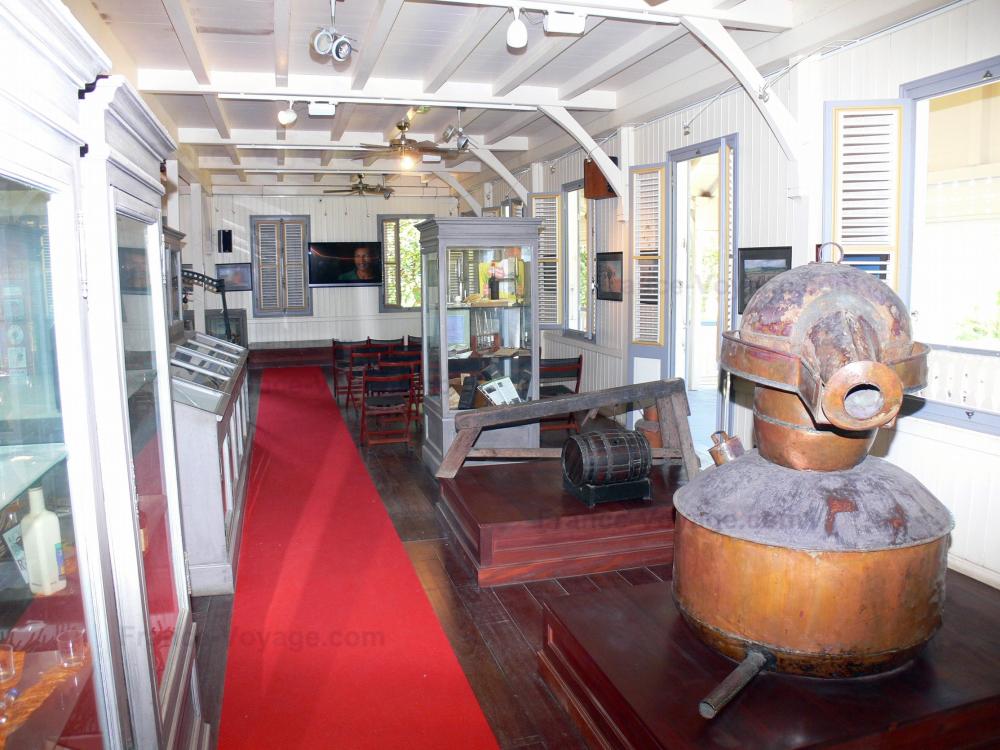 Photos Distillerie SaintJames 25 images de qualité en haute définition Photos Distillerie SaintJames 25 images de qualité en haute définition