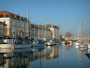 Hotels Saintes Charentes Maritimes Hotels Saintes Charentes Maritimes