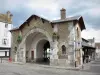 Dourdan - Pavilion of the covered market hall