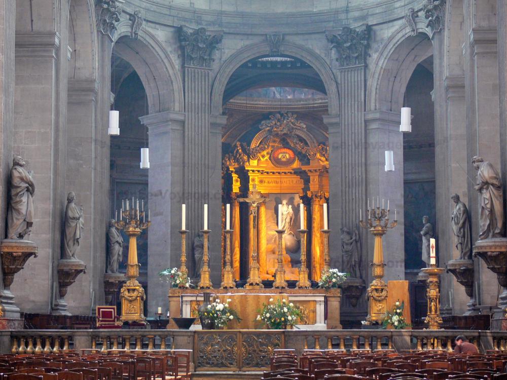 Église Saint-Sulpice - Intérieur de l'église : choeur
